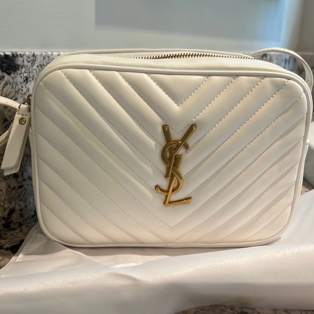 Look alike White Quilted Crossbody Bag